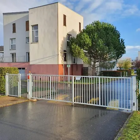 Contemporain Renove A Neuf Avec Cuisine Equipe - Val De Reuil Val-de-Reuil
