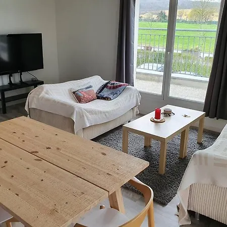 Contemporain Renove A Neuf Avec Cuisine Equipe - Val De Reuil *